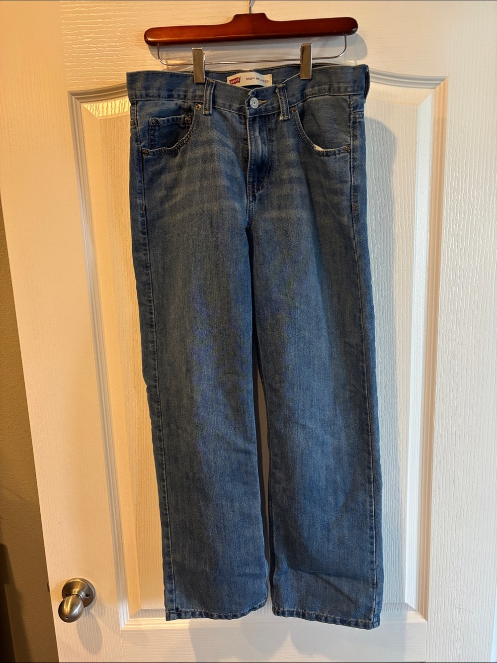 Levi's Straight Jeans in Blue Denim. W29 x L29. EUC. Smoke free home